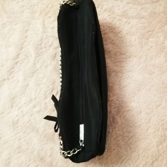 Dior💋 Lip 💋Shaped Evening Bag - Picture 5 of 10